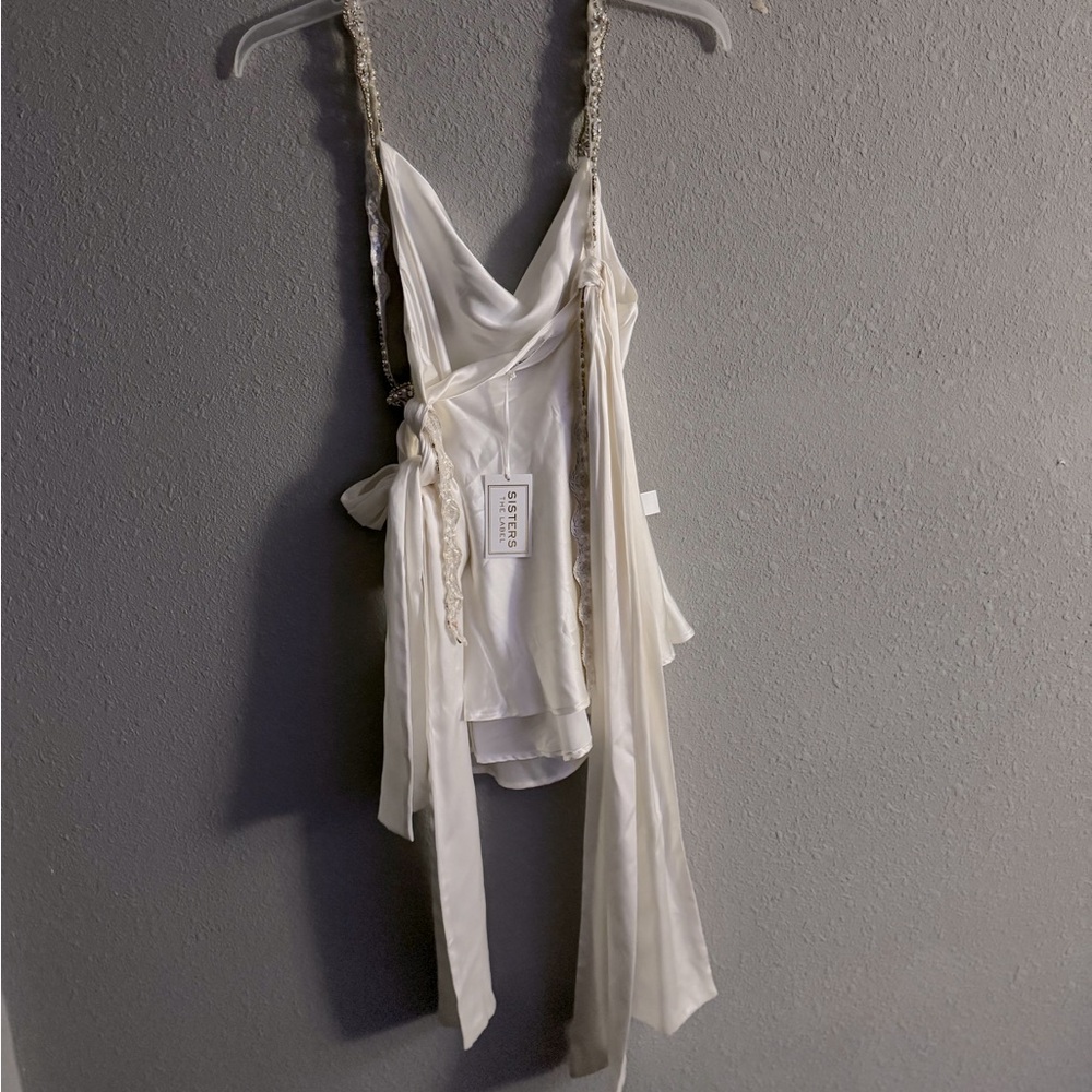 Elegant White Satin Mini Dress - Picture 6 of 7